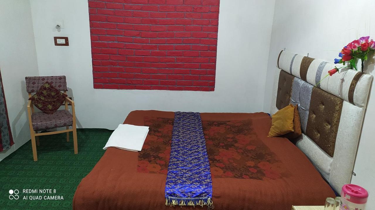 Hotel New Heaven Canal Srīnagar Dış mekan fotoğraf