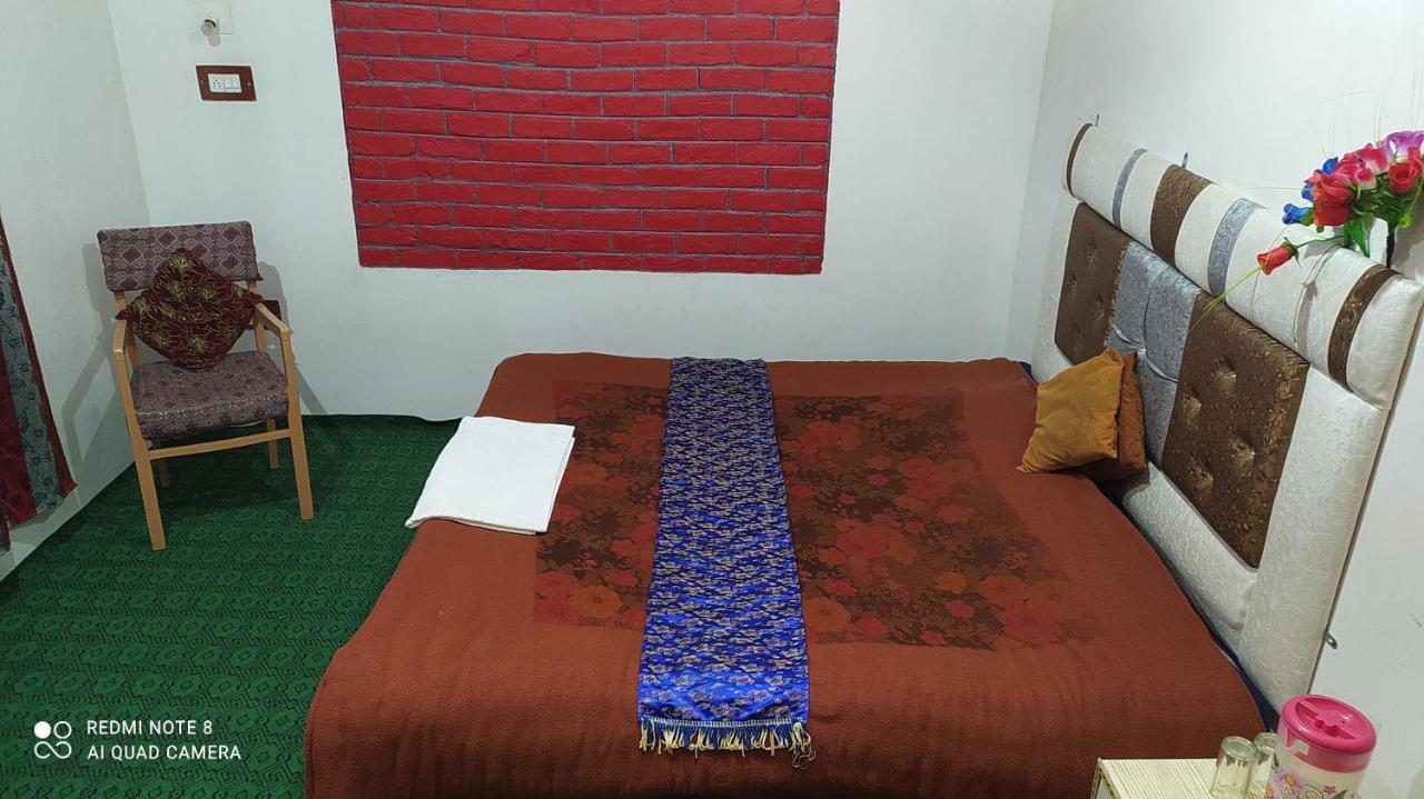 Hotel New Heaven Canal Srīnagar Dış mekan fotoğraf