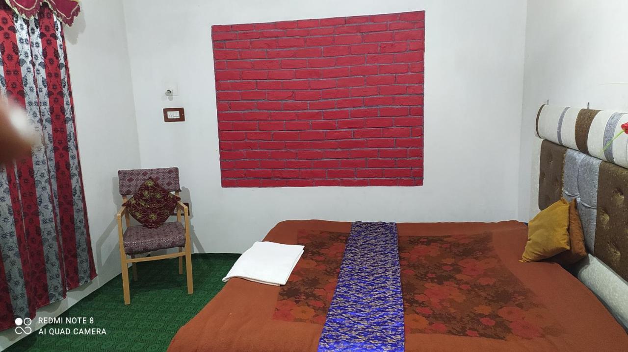 Hotel New Heaven Canal Srīnagar Dış mekan fotoğraf