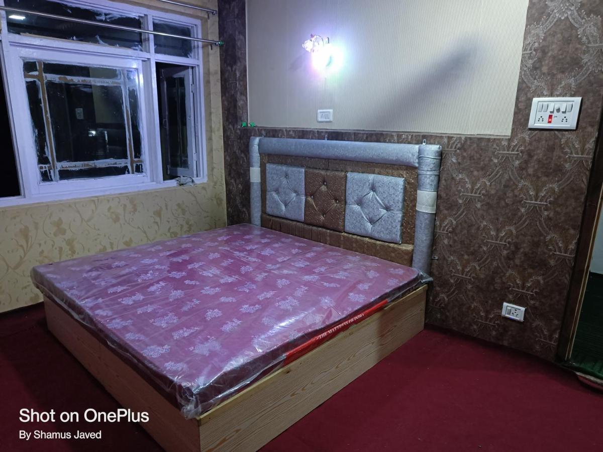 Hotel New Heaven Canal Srīnagar Dış mekan fotoğraf