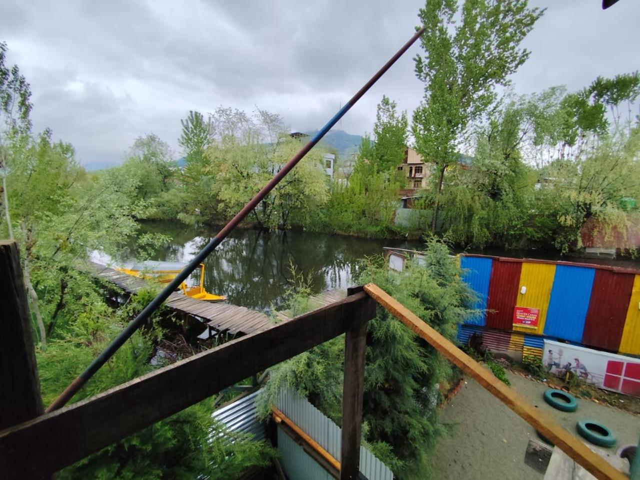 Hotel New Heaven Canal Srīnagar Dış mekan fotoğraf