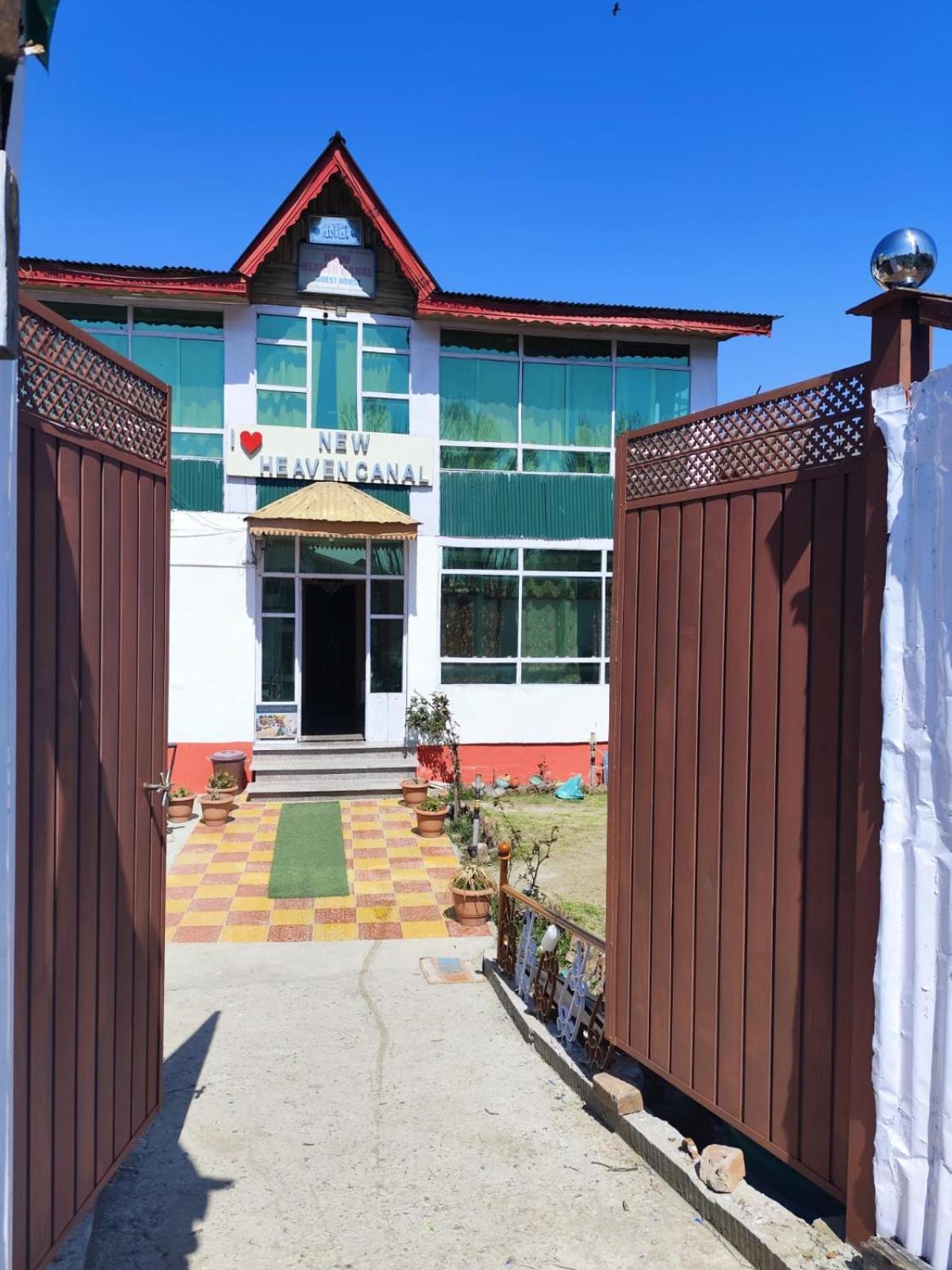 Hotel New Heaven Canal Srīnagar Dış mekan fotoğraf